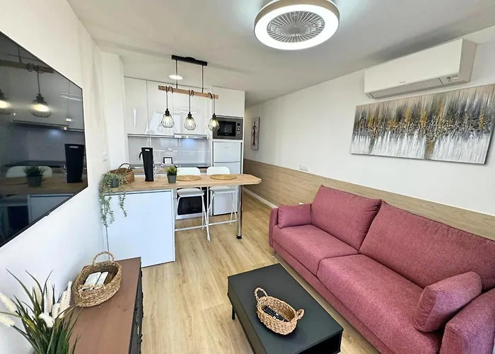 Apartment Relaxing Near The Sea